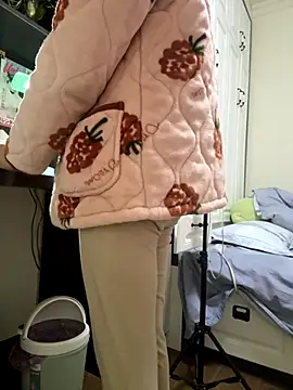 Snapshot of aa520uv chatting on November 26, 2025, 2:55 am aa520uv online show from November 26, 2025, 2:55 am