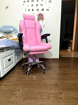 aa520uv online show from September 16, 2025, 3:35 pm