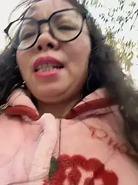 Snapshot of aa520uv chatting on January 16, 2026, 2:37 am aa520uv online show from January 16, 2026, 2:37 am