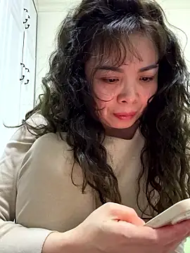 Snapshot of aa520uv chatting on January 17, 2026, 3:15 pm aa520uv online show from January 17, 2026, 3:15 pm