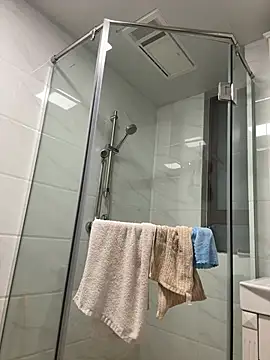 Snapshot of aa520uv chatting on January 10, 2026, 1:39 pm aa520uv online show from January 10, 2026, 1:39 pm