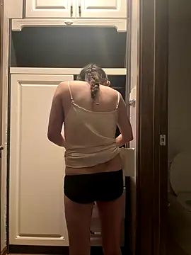 aa520uv online show from September 20, 2025, 4:56 pm