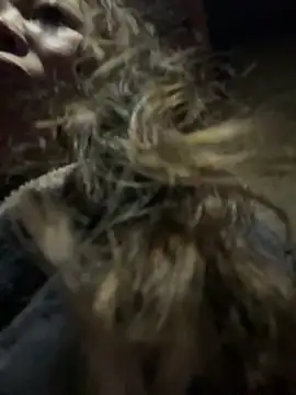 Snapshot of aa520uv chatting on February 5, 2026, 12:45 pm aa520uv online show from February 5, 2026, 12:45 pm