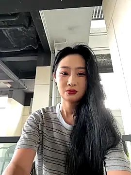 Snapshot of linger-23 chatting on September 30, 2025, 6:19 am linger-23 online show from September 30, 2025, 6:19 am