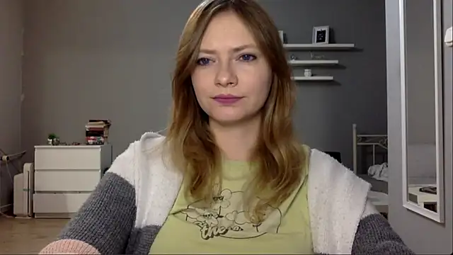 MillieShow online show from October 6, 2025, 9:04 pm