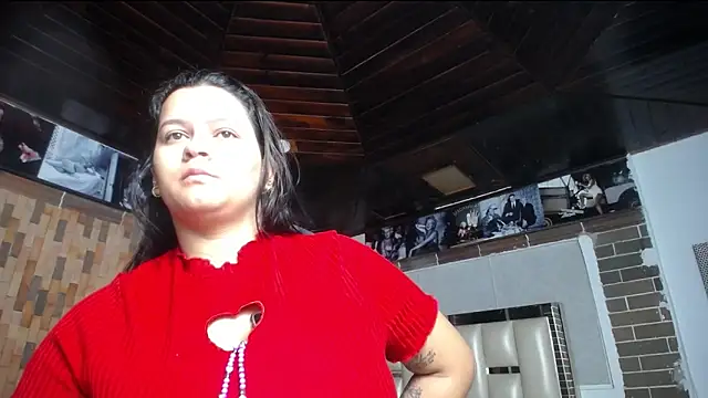 Snapshot of kriss_sweetboobs10 chatting on October 11, 2025, 12:17 pm kriss sweetboobs10 online show from October 11, 2025, 12:17 pm