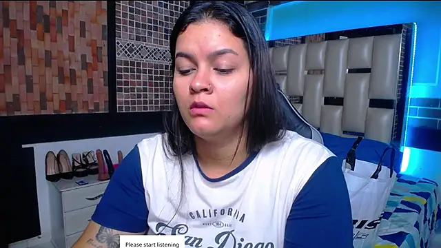 Snapshot of kriss_sweetboobs10 chatting on October 21, 2025, 12:15 pm kriss sweetboobs10 online show from October 21, 2025, 12:15 pm