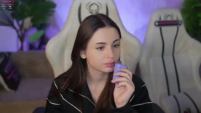 Nikol Dream  online show from January 11, 2026, 7:43 pm