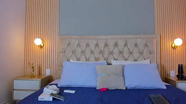 Hera goddesss online show from October 25, 2025, 7:25 pm