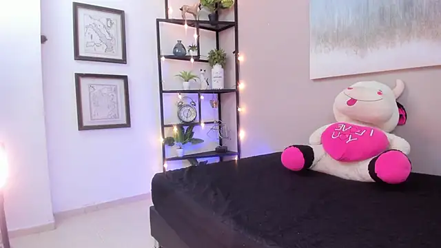 SammyDesire 10 online show from November 21, 2025, 7:02 pm