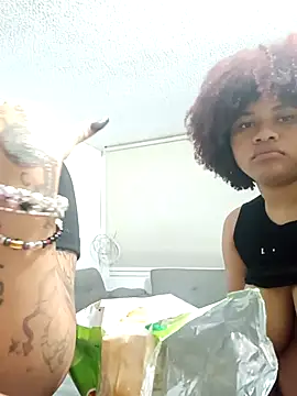 LEIDY LORENA online show from September 28, 2025, 8:21 am