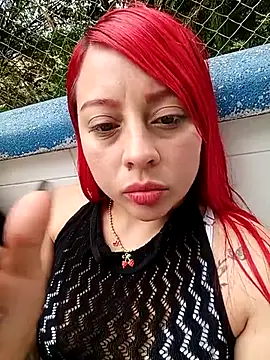 LEIDY LORENA online show from October 4, 2025, 7:59 pm