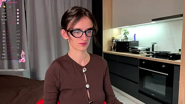 Snapshot of TwinTemptations chatting on October 2, 2025, 6:22 pm TwinTemptations online show from October 2, 2025, 6:22 pm