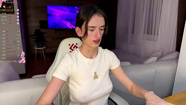 Snapshot of TwinTemptations chatting on October 18, 2025, 7:16 pm TwinTemptations online show from October 18, 2025, 7:16 pm