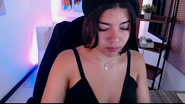 Snapshot of dangel_noir6 chatting on September 23, 2025, 12:01 pm dangel noir6 online show from September 23, 2025, 12:01 pm