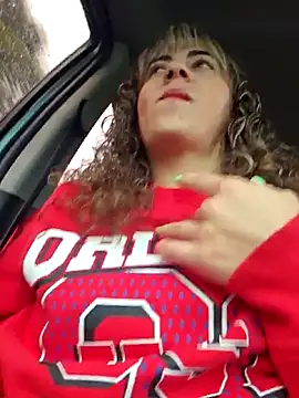 Snapshot of Sairy_ chatting on October 22, 2025, 7:02 pm Sairy  online show from October 22, 2025, 7:02 pm