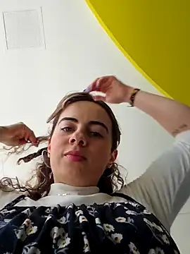 Snapshot of Sairy_ chatting on October 2, 2025, 5:16 pm Sairy  online show from October 2, 2025, 5:16 pm