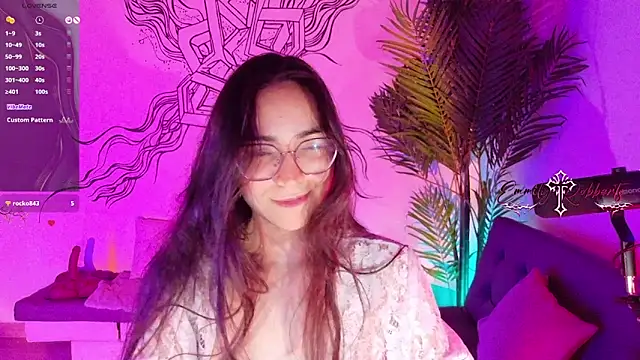 Emmi Roberts online show from April 2, 2026, 4:41 am