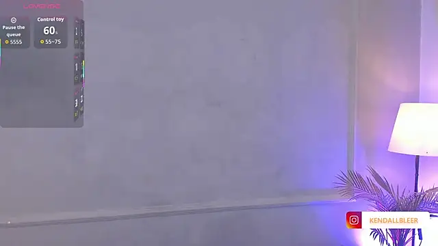 Snapshot of Kendallbleer chatting on September 25, 2025, 12:11 pm Kendallbleer online show from September 25, 2025, 12:11 pm