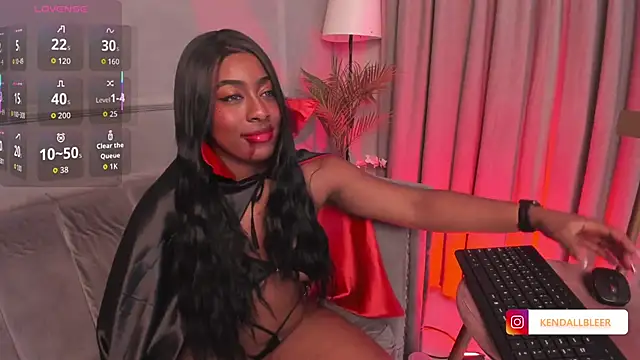 Snapshot of Kendallbleer chatting on October 16, 2025, 1:19 pm Kendallbleer online show from October 16, 2025, 1:19 pm