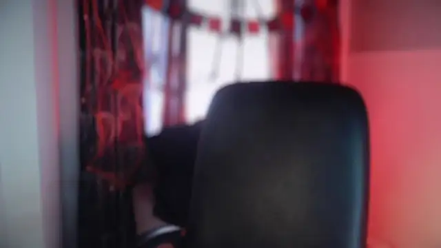 Snapshot of Taylor_dolll chatting on October 28, 2025, 3:00 pm Taylor dolll online show from October 28, 2025, 3:00 pm