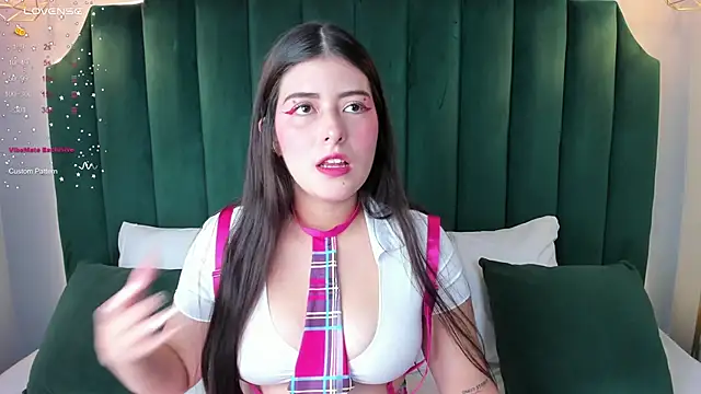 AnnyColson online show from October 3, 2025, 4:14 am