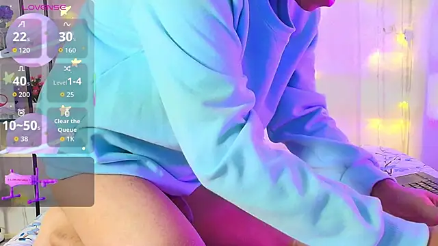 Danny-Swift13 online show from September 27, 2025, 4:02 pm