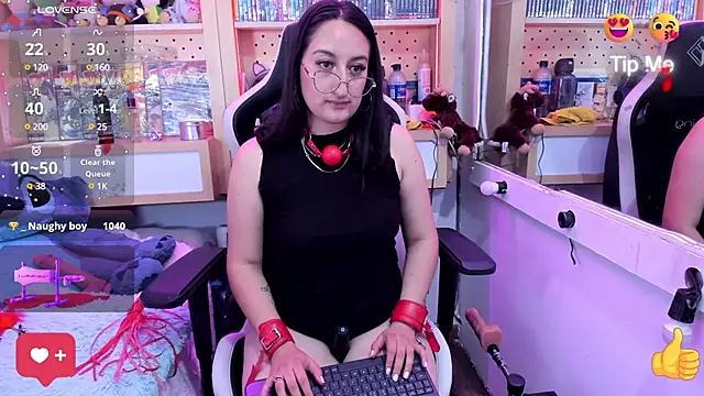 Naomi slave69 online show from March 18, 2025, 1:01 pm