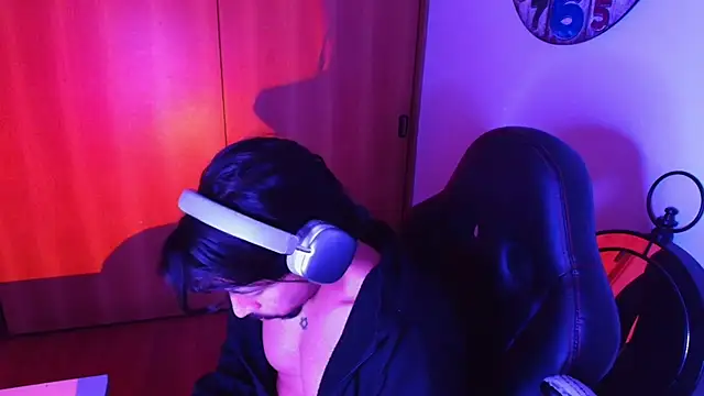 josemeirelesfox online show from October 9, 2025, 2:34 am