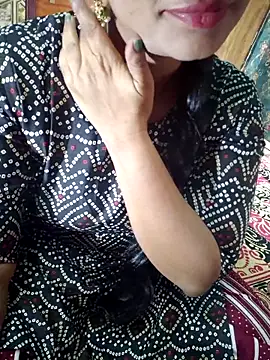 Shalini telugu09 online show from November 7, 2025, 5:12 am