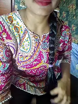 Snapshot of Shalini_telugu09 chatting on October 8, 2025, 6:26 am Shalini telugu09 online show from October 8, 2025, 6:26 am