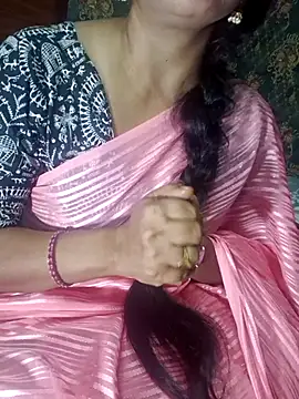 Snapshot of Shalini_telugu09 chatting on May 3, 2026, 3:59 pm Shalini telugu09 online show from May 3, 2026, 3:59 pm