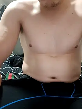 LargeElectrolyte7 online show from October 29, 2025, 2:43 am