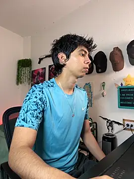 Snapshot of Yaiden_11 chatting on September 23, 2025, 10:00 am Yaiden 11 online show from September 23, 2025, 10:00 am