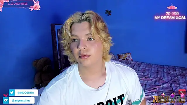 Snapshot of adam_angelssss chatting on October 24, 2025, 6:51 pm adam angelssss online show from October 24, 2025, 6:51 pm