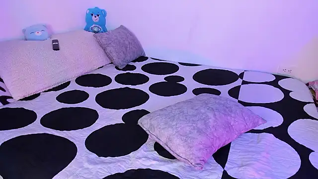 adam angelssss online show from February 10, 2026, 2:49 pm