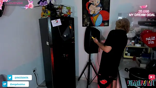 Snapshot of adam_angelssss chatting on November 11, 2025, 4:40 am adam angelssss online show from November 11, 2025, 4:40 am