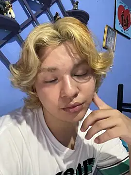 Snapshot of adam_angelssss chatting on October 9, 2025, 8:42 pm adam angelssss online show from October 9, 2025, 8:42 pm