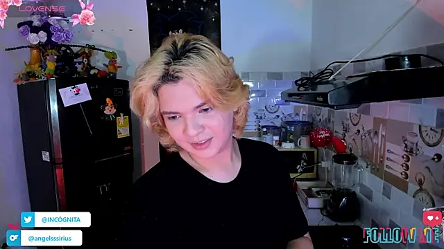 adam angelssss online show from November 26, 2025, 8:53 pm