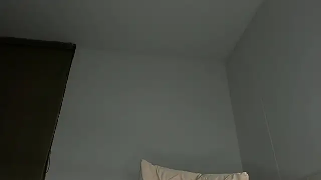 cmzo  online show from November 1, 2025, 1:23 am