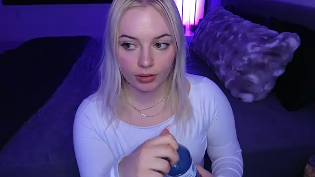 Snapshot of margot_robbie7 chatting on February 11, 2026, 11:48 pm margot robbie7 online show from February 11, 2026, 11:48 pm