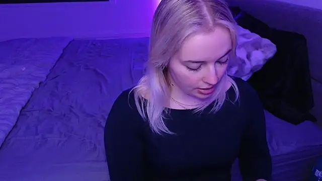 margot robbie7 online show from May 14, 2026, 1:46 am