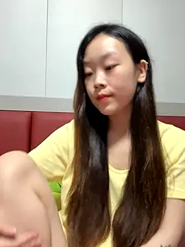 Minnie-66 online show from October 4, 2025, 11:23 am