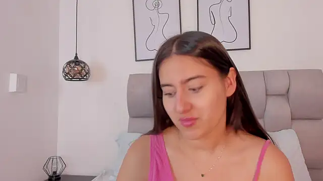 Snapshot of Hanna_Evans__ chatting on October 9, 2025, 12:17 pm Hanna Evans online show from October 9, 2025, 12:17 pm