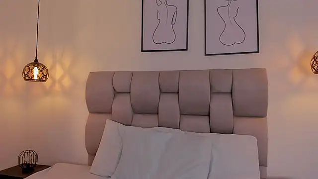 Snapshot of Hanna_Evans__ chatting on September 21, 2025, 11:48 am Hanna Evans online show from September 21, 2025, 11:48 am