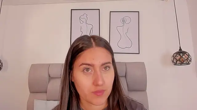 Snapshot of Hanna_Evans__ chatting on October 17, 2025, 12:40 pm Hanna Evans online show from October 17, 2025, 12:40 pm