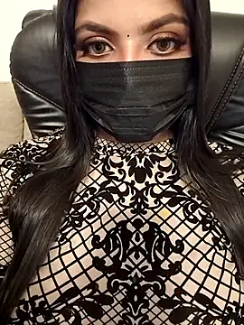 Snapshot of Tamil_hot_whiskey_girl chatting on October 4, 2025, 12:45 am Tamil hot whiskey girl online show from October 4, 2025, 12:45 am