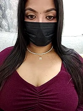 Snapshot of Tamil_hot_whiskey_girl chatting on September 28, 2025, 3:19 pm Tamil hot whiskey girl online show from September 28, 2025, 3:19 pm