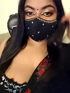 Snapshot of Tamil_hot_whiskey_girl chatting on March 27, 2026, 11:49 pm Tamil hot whiskey girl online show from March 27, 2026, 11:49 pm