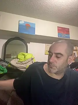 kyle67154 online show from April 14, 2026, 5:23 am